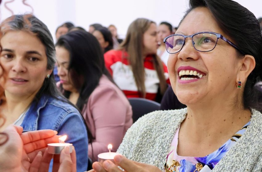  Lo último –  MAYO – 20 – 3 – *Cien madres comunitarias participaron en el encuentro de reconocimiento en el Mes de la Familia en Sogamoso* – 